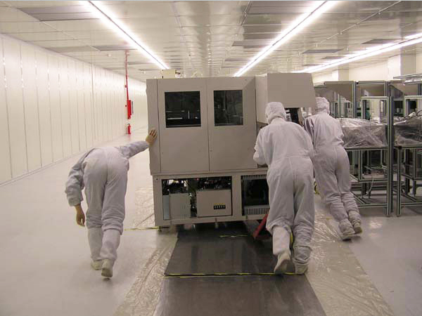 無(wú)塵車(chē)間設(shè)備搬運(yùn)