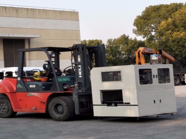 SMT生產(chǎn)線搬運吊裝