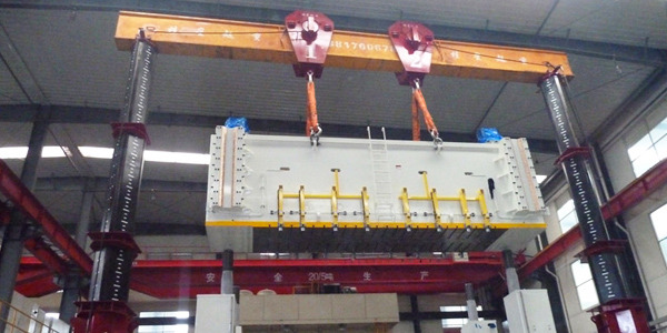 淺談液壓龍門吊的維護(hù)保養(yǎng)