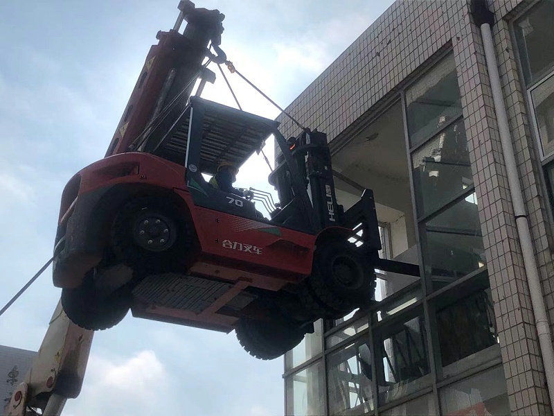 設(shè)備吊裝搬運